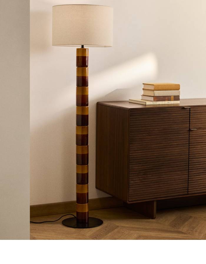 Lampadaire en Mavran avec pied en céramique couleur marron et moutard